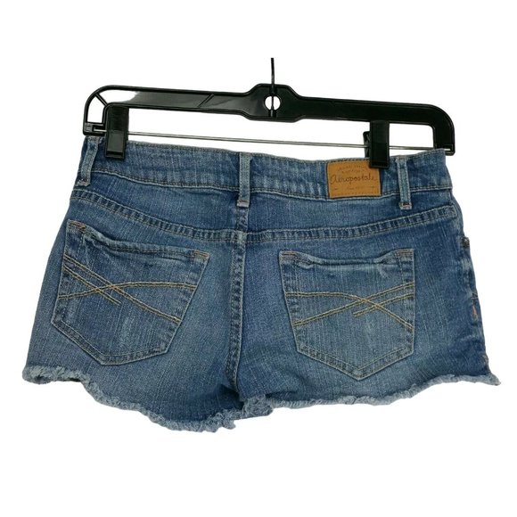 Aeropostale Distressed Ripped Raw Hem Jean Shorts Juniors Size 1/2 Denim - Picture 2 of 8